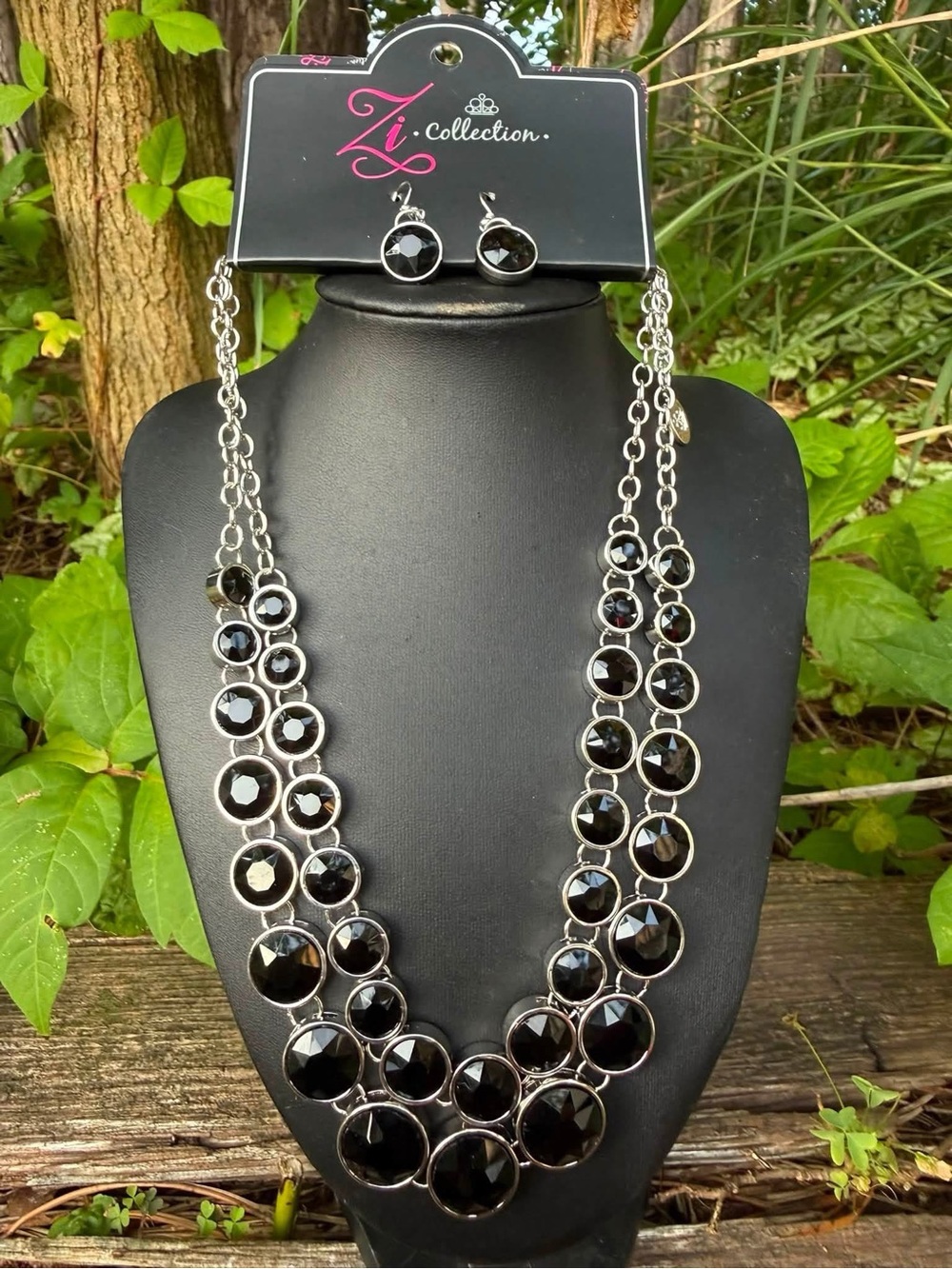 New ZI COLLECTION Black Multi-Row Statement Necklace and Earrings Set